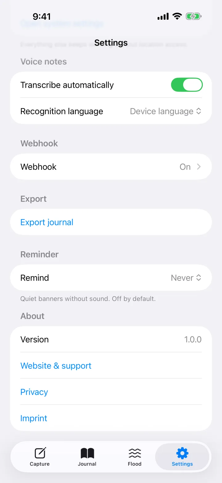 Settings: voice notes, webhook, export, reminder and the About section with version, website, privacy and imprint.